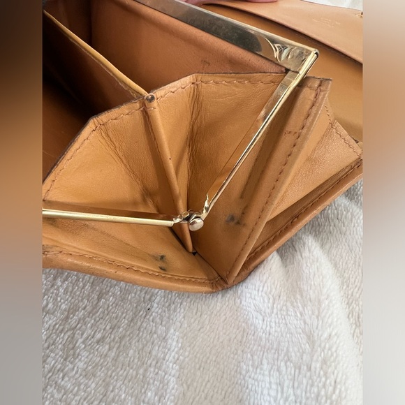 Vintage Celine Triomphe leather wallet w/ Kiss Lock - Picture 12 of 12